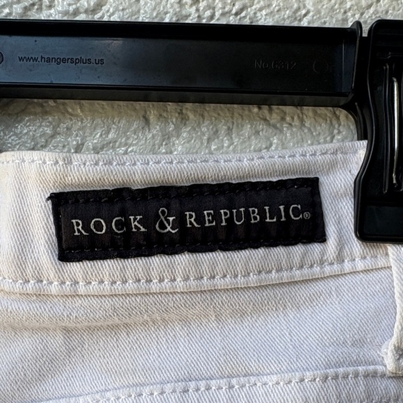 Rock & Republic Berlin Super Skinny White Jeans - Picture 4 of 9